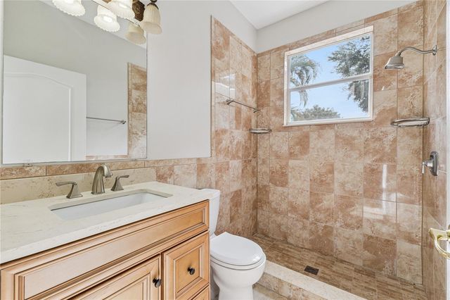 10125 FOXHURST COURT, Orlando, FL 32836