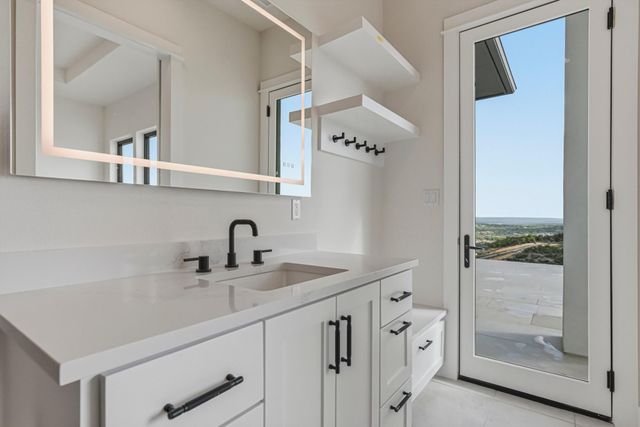 108 Montana Del Oro WAY, Lakeway, TX 78738