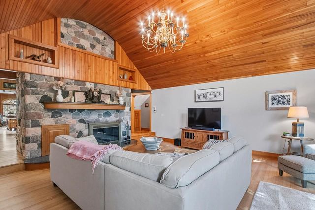 N1514 18th Road, Dalton, WI 53926