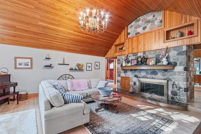 N1514 18th Road, Dalton, WI 53926