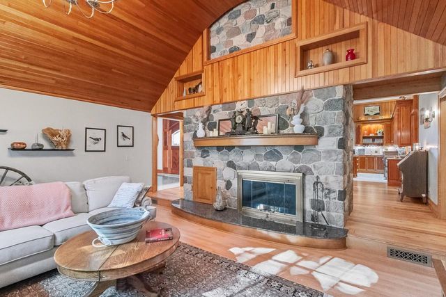 N1514 18th Road, Dalton, WI 53926