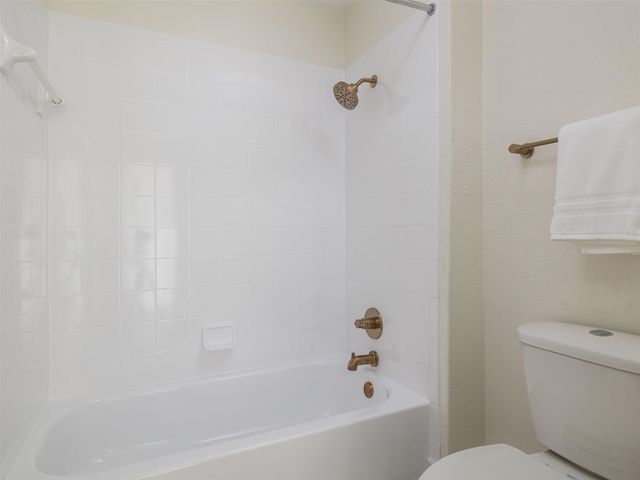 525 Golden Creek DR, Round Rock, TX 78665