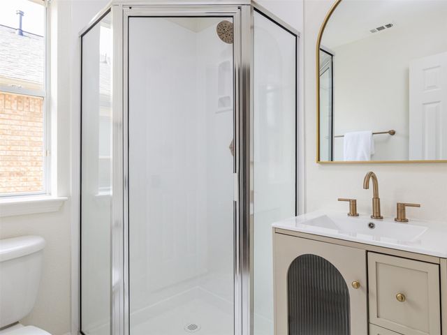 525 Golden Creek DR, Round Rock, TX 78665