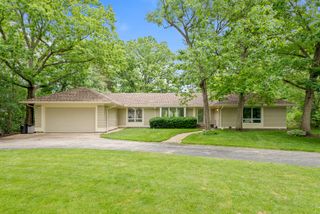 1355 Woodland Lane, Riverwoods, IL 60015