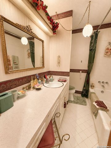 1210 FONTAINE DR, San Antonio, TX 78219