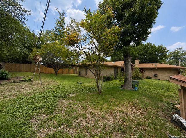 1210 FONTAINE DR, San Antonio, TX 78219