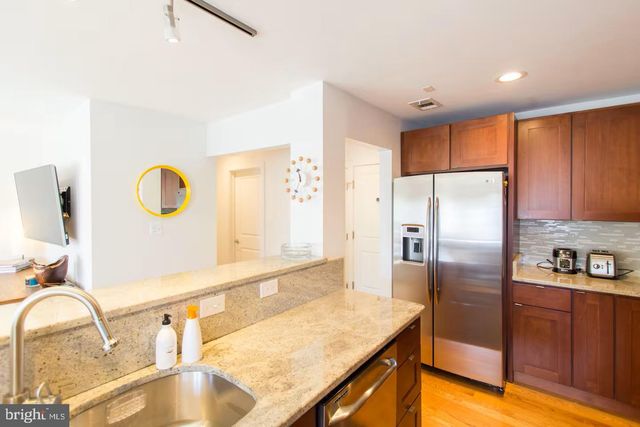 4118 18TH RD N, Arlington, VA 22207