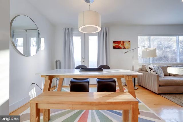 4118 18TH RD N, Arlington, VA 22207