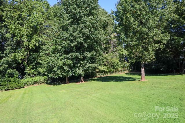 4106 Hemingway Drive, Hickory, NC 28601