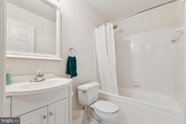 14704 RICHARD SIMPSON LN, Centreville, VA 20121