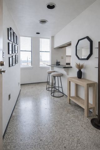 700 Church St Apt 801, Nashville, TN 37203