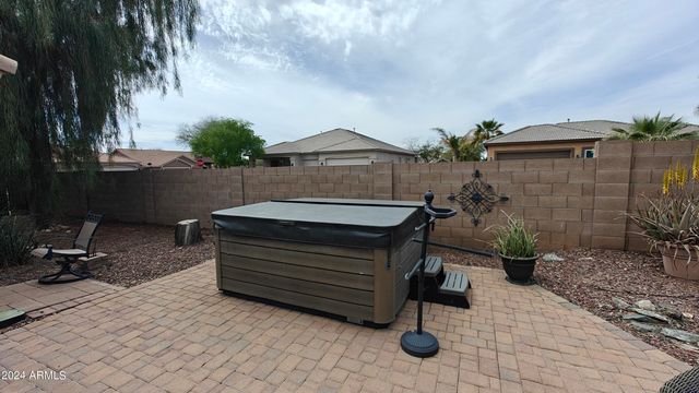 43332 W GRIFFIS Drive, Maricopa, AZ 85138