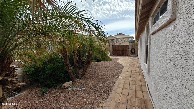 43332 W GRIFFIS Drive, Maricopa, AZ 85138