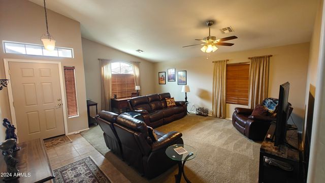 43332 W GRIFFIS Drive, Maricopa, AZ 85138