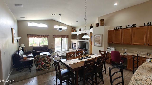 43332 W GRIFFIS Drive, Maricopa, AZ 85138