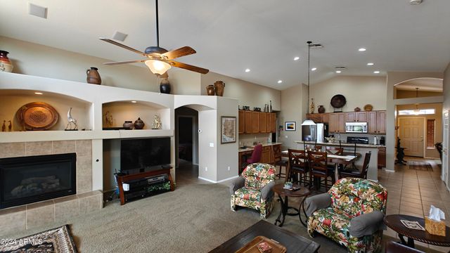 43332 W GRIFFIS Drive, Maricopa, AZ 85138