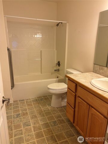 646 Summer Breeze Lane, Sequim, WA 98382