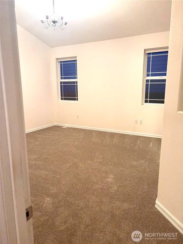 646 Summer Breeze Lane, Sequim, WA 98382