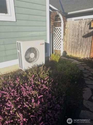 646 Summer Breeze Lane, Sequim, WA 98382