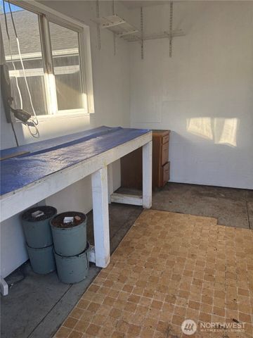 646 Summer Breeze Lane, Sequim, WA 98382