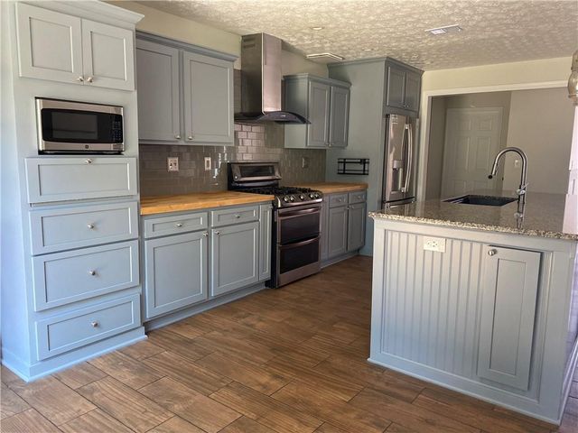900 Harbins View Drive, Dacula, GA 30019