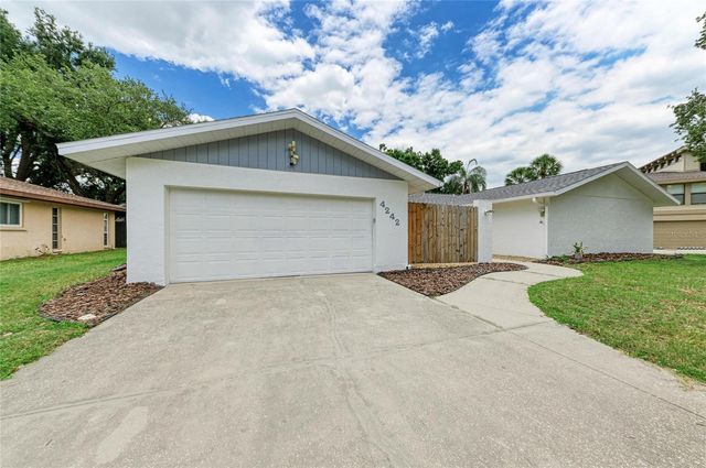 4242 DRYDEN CIRCLE, Sarasota, FL 34241