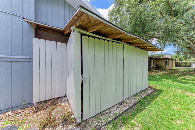 4242 DRYDEN CIRCLE, Sarasota, FL 34241