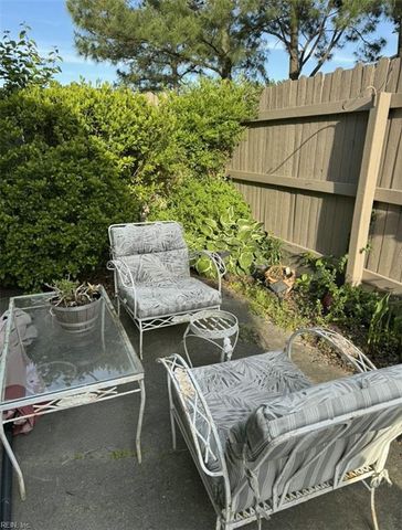 4348 Salem Springs WAY, Virginia Beach, VA 23456