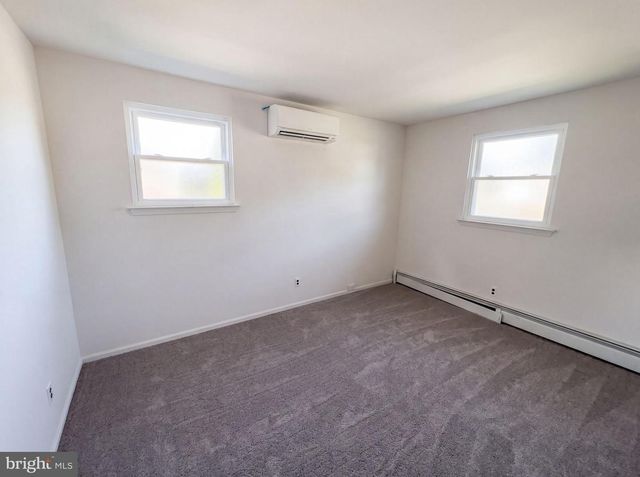 745 POMANDER AVE, Reading, PA 19606