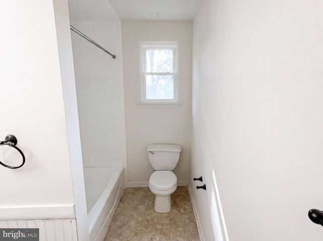 745 POMANDER AVE, Reading, PA 19606