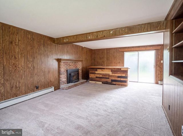 745 POMANDER AVE, Reading, PA 19606