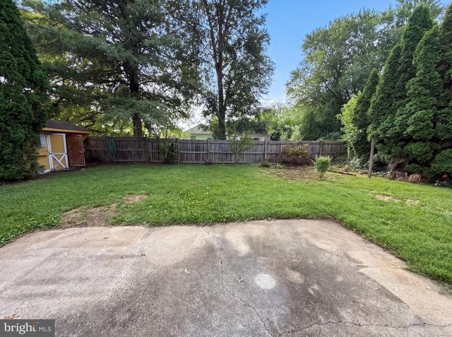 745 POMANDER AVE, Reading, PA 19606