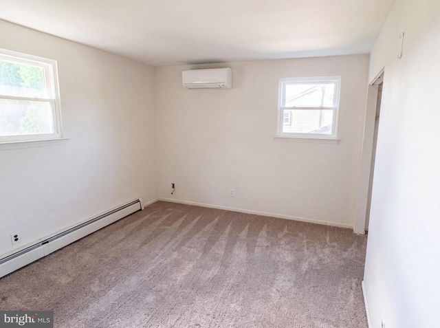 745 POMANDER AVE, Reading, PA 19606