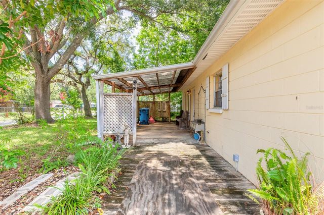 1219 LEON LANE, Daytona Beach, FL 32117