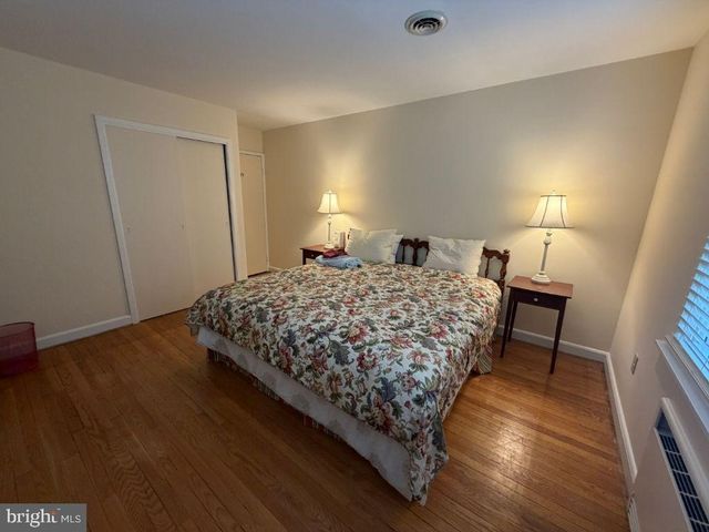 1527 OAK RD, Pottsville, PA 17901