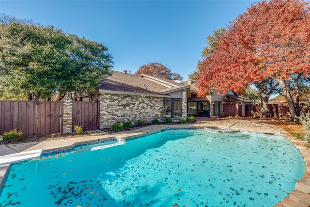 17119 Skelton Place, Dallas, TX 75248