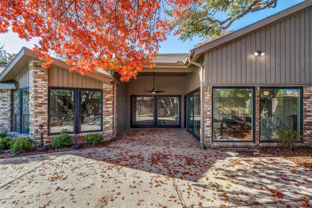 17119 Skelton Place, Dallas, TX 75248