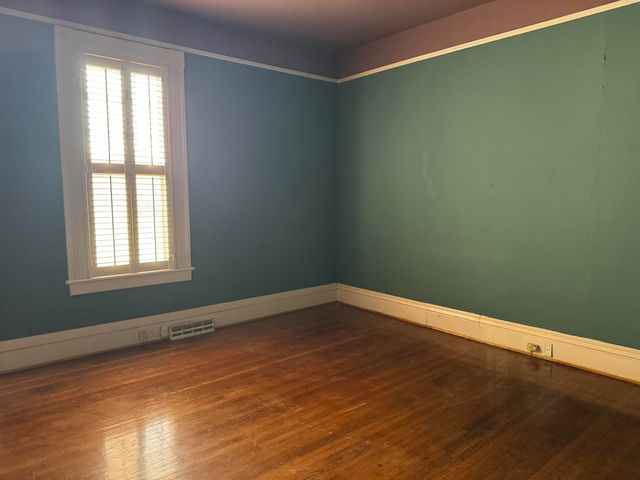 329 W Railroad Avenue, Batesburg-leesville, SC 29006