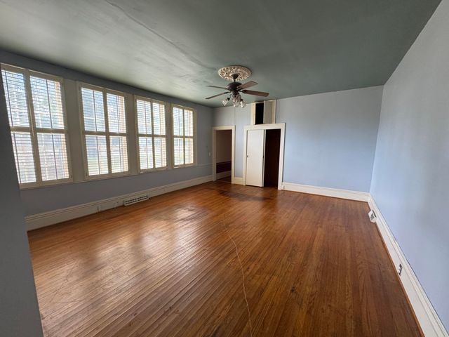 329 W Railroad Avenue, Batesburg-leesville, SC 29006