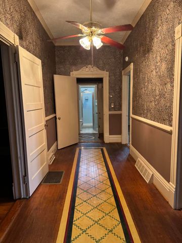 329 W Railroad Avenue, Batesburg-leesville, SC 29006