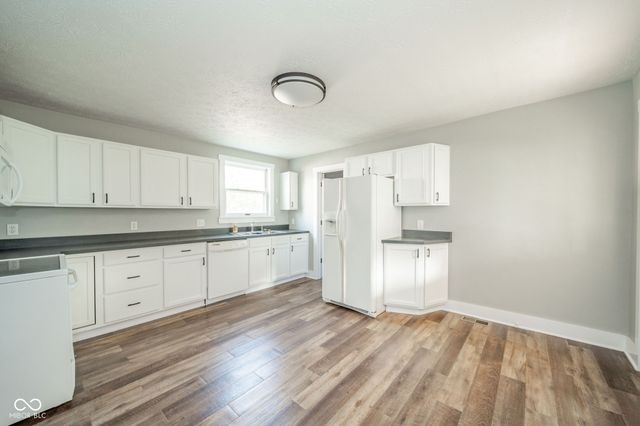 118 E Morgan Street, Knightstown, IN 46148