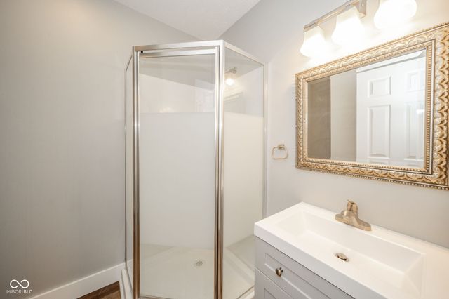 118 E Morgan Street, Knightstown, IN 46148