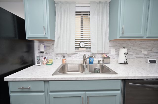 2307 Statler Drive, Carrollton, TX 75007