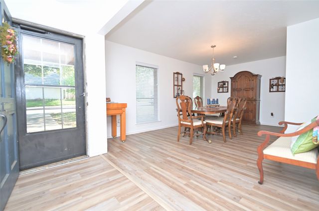 2307 Statler Drive, Carrollton, TX 75007