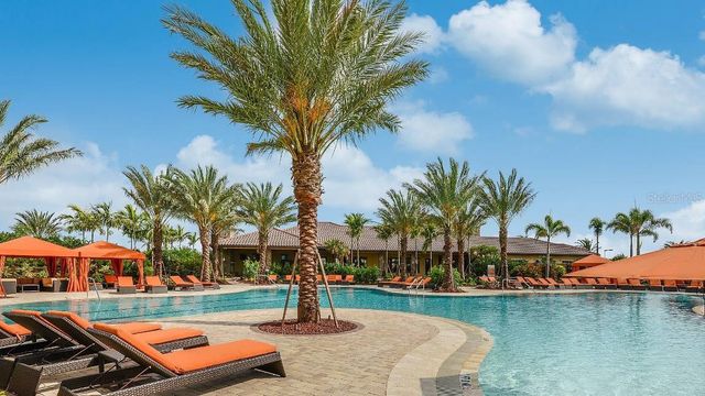 424 WINDING BROOK LANE 104, Bradenton, FL 34212