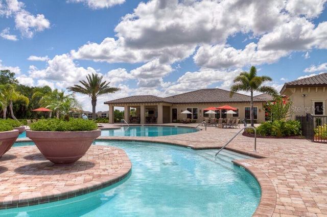 424 WINDING BROOK LANE 104, Bradenton, FL 34212