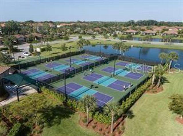 424 WINDING BROOK LANE 104, Bradenton, FL 34212