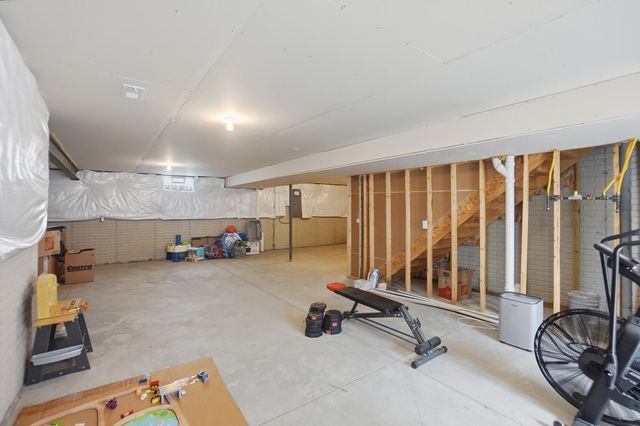 677 Clymer Street, Delaware, OH 43015