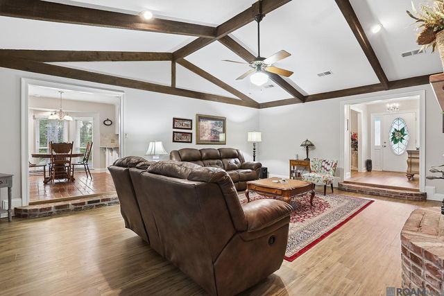 15522 Chanove Ave, Greenwell Springs, LA 70739