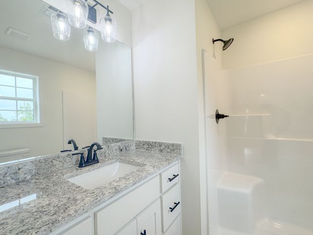 4701 Scottsville Rd, Lafayette, TN 37083